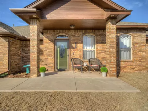 207 SE 7th St, Lexington, OK 73051
