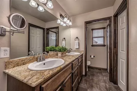 Bath - 1300 Ella Dr, Tuttle, OK 73089 photo 1 of 4