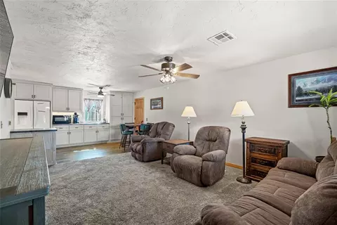 1117 E 17th St, Chandler, OK 74834 photo 5