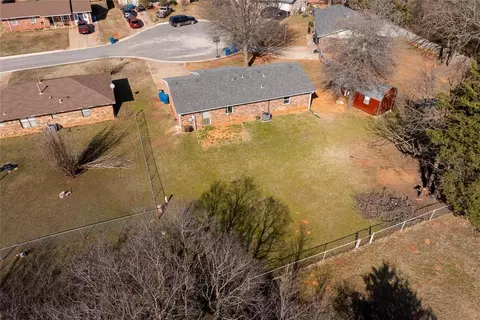 1117 E 17th St, Chandler, OK 74834 photo 2