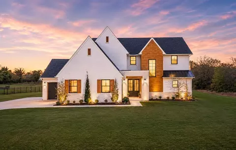 3340 Somerset Farms Rd, Newalla, OK 74857