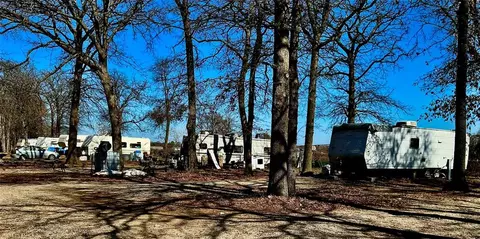 2059 N Three Pines Rd, Kingston, OK 73439