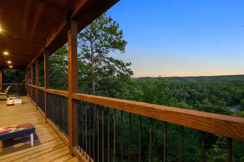 Exterior - 708 Split Creek Ln, Broken Bow, OK 74728 photo 7 of 9
