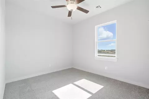 Bedroom - 1016 Prairie Dr, Tuttle, OK 73089 photo 9 of 10