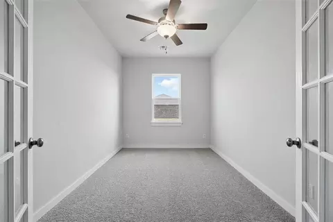 Bedroom - 1016 Prairie Dr, Tuttle, OK 73089 photo 1 of 10