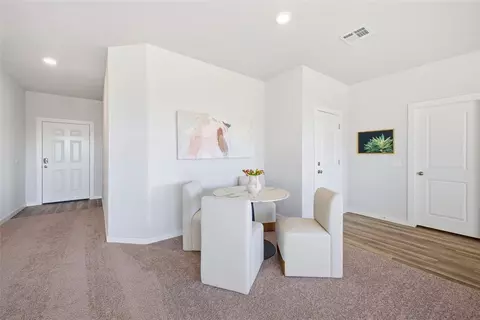 Entry Way - 1020 Prairie Dr, Tuttle, OK 73089 photo 2 of 2