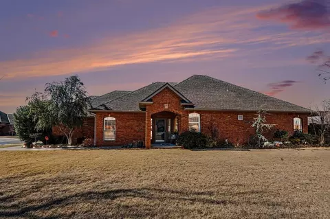 1001 SW 108th Ter, Oklahoma City, OK 73170