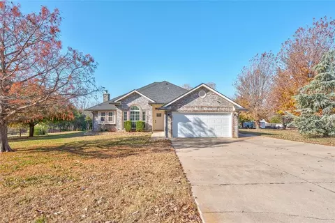 3409 Settlers Rd, Newcastle, OK 73065