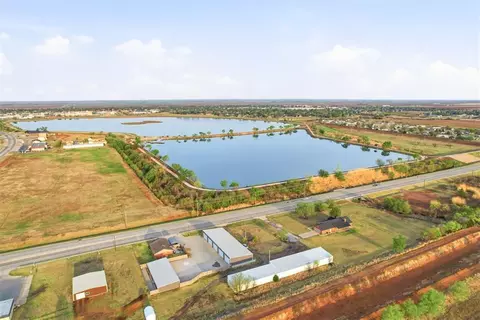 1700 N Park Ln, Altus, OK 73521