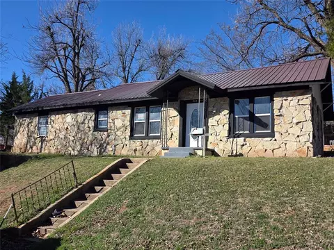 502 S 9 St, Chickasha, OK 73018