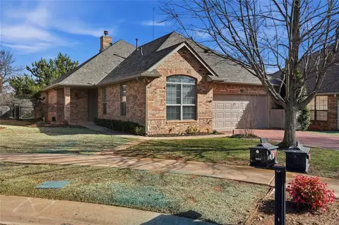 3916 Tamarac Ct, Edmond, OK 73003