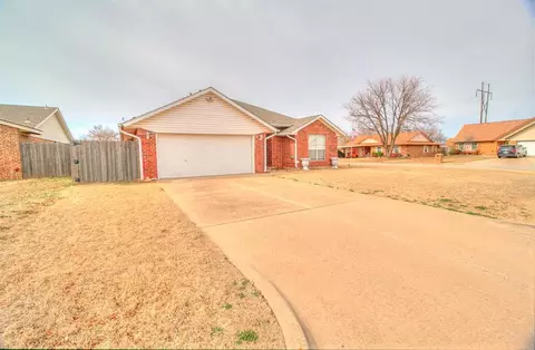 8301 Rayburn Ave, Oklahoma City, OK 73149