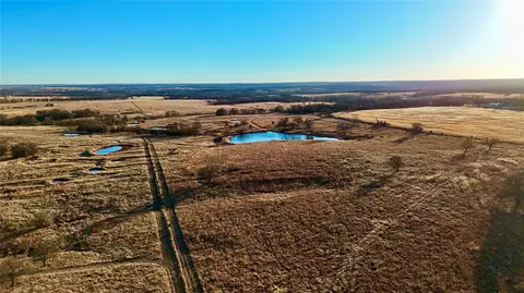 12 Wilshire Dr, Mcloud, OK 74851