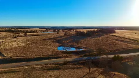 12 Wilshire Dr, Mcloud, OK 74851 photo 2