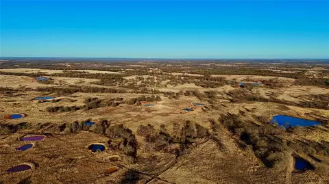 14 Wilshire Dr, Mcloud, OK 74851 photo 6