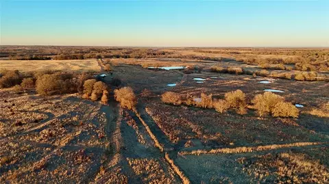14 Wilshire Dr, Mcloud, OK 74851 photo 26