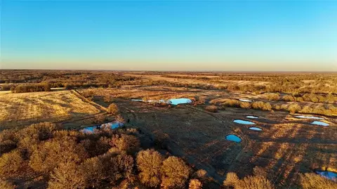14 Wilshire Dr, Mcloud, OK 74851 photo 24