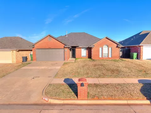 405 Sunrise Dr, Yukon, OK 73099