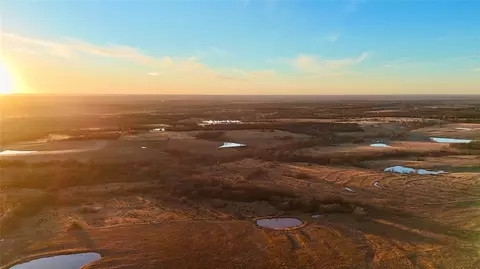11 White Rock Rd, Mcloud, OK 74851