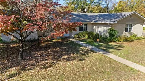 501 SE Avenue J, Idabel, OK 74745