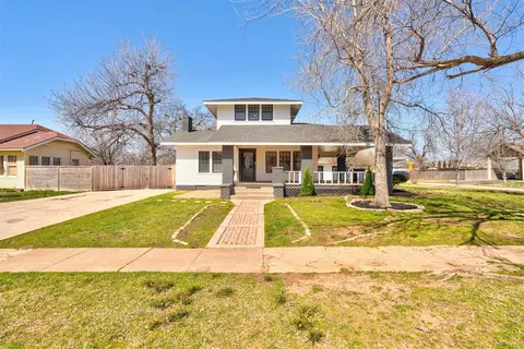 329 E 5th St, Edmond, OK 73034