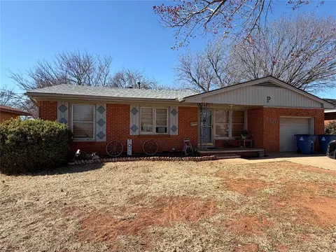 1110 N Grant St, Cordell, OK 73632