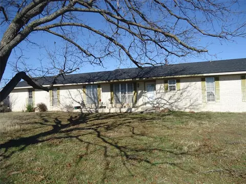 42608 Bob Crouch Rd, Tecumseh, OK 74873