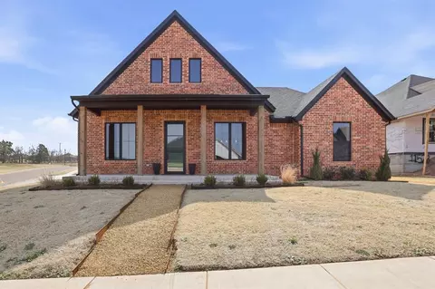 11524 NW 103rd St, Yukon, OK 73099