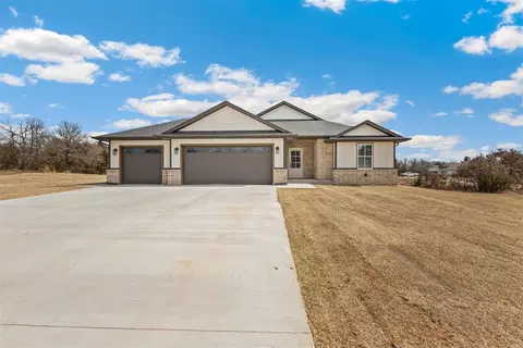 12074 Bentley Dr, Guthrie, OK 73044
