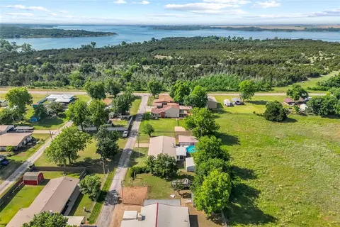 122 Meadowlark Ln, Fort Cobb, OK 73038