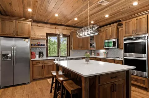 Kitchen - 224 Pine Forest Trl, Broken Bow, OK 74728 photo 3 of 6