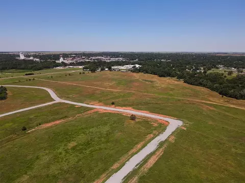 2 Stone Hill Way, Perry, OK 73072 photo 3