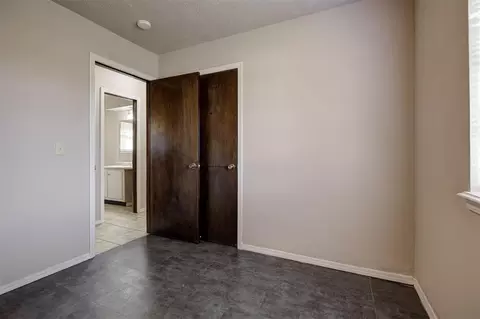 Bedroom - 3101 E Noble Dr, Edmond, OK 73034 photo 2 of 8