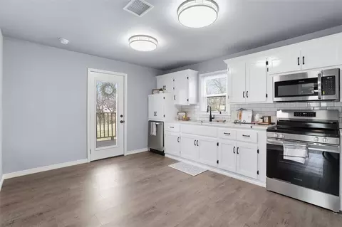 Kitchen - 404 S 3rd Ave, Stroud, OK 74079 photo 1 of 3