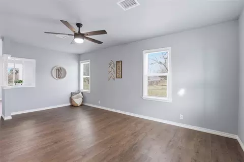 Living - 404 S 3rd Ave, Stroud, OK 74079 photo 3 of 3