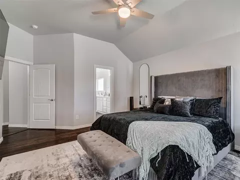 Bedroom - 6910 Rolling Meadows Dr, Tuttle, OK 73089 photo 2 of 5