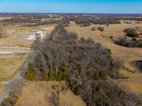 Gaddy Road, Shawnee, OK 74801 photo 3