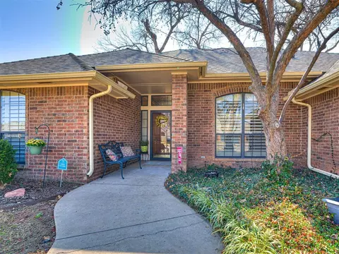 4816 Baker St, Norman, OK 73072 photo 2