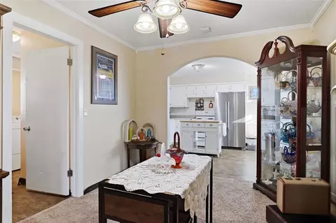 Dining - 103 Pine Ave, Yukon, OK 73099 photo 2 of 2