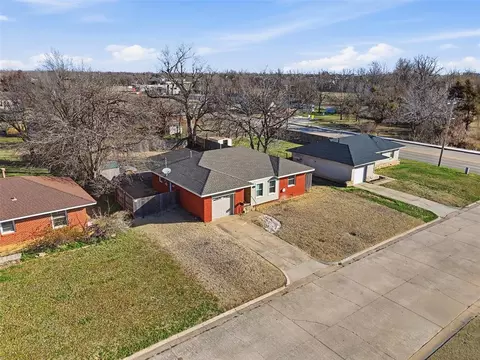 View/Area - 103 Pine Ave, Yukon, OK 73099 photo 4 of 6