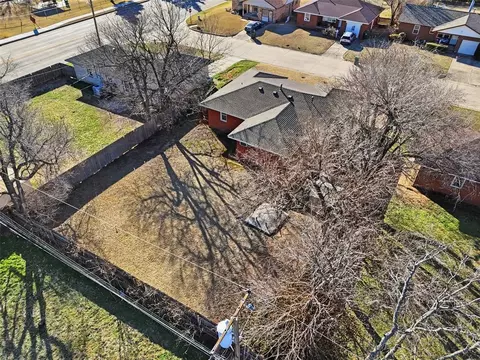 View/Area - 103 Pine Ave, Yukon, OK 73099 photo 6 of 6
