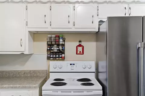 Kitchen - 103 Pine Ave, Yukon, OK 73099 photo 5 of 5
