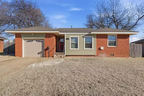 103 Pine Ave, Yukon, OK 73099