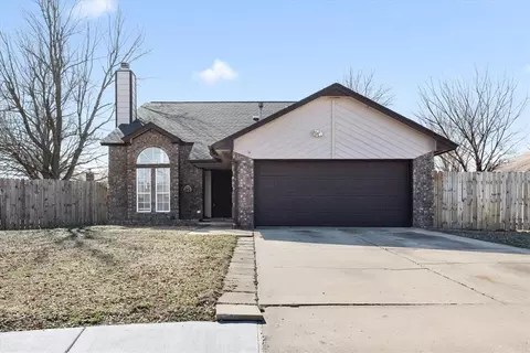 2028 Rose Ct, Norman, OK 73071
