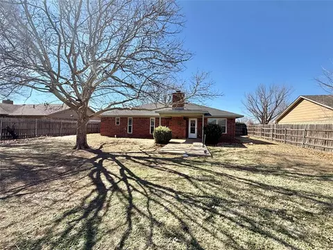 Exterior - 3204 Partridge Pl, Altus, OK 73521 photo 4 of 4