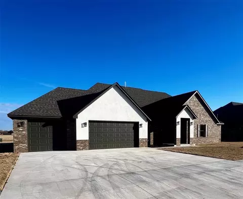 4333 Courtlyn Ave, Tuttle, OK 73089