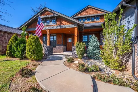 7201 Skipping Stone Dr, Edmond, OK 73034