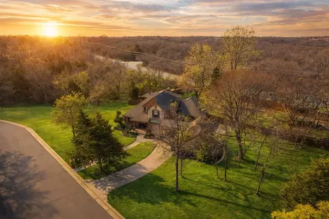 4300 Pine Crk, Edmond, OK 73034