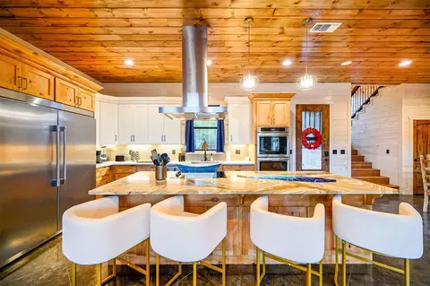 Kitchen - 34 Boulder Lake Dr, Broken Bow, OK 74728 photo 1 of 3