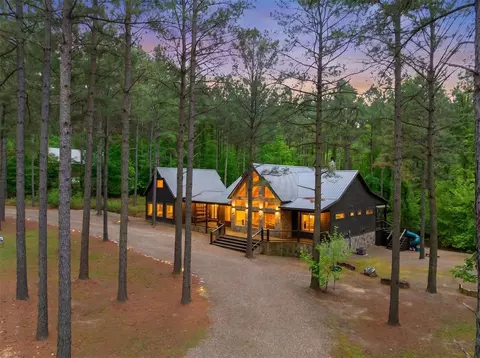 210 Green Apple Trl, Broken Bow, OK 74728